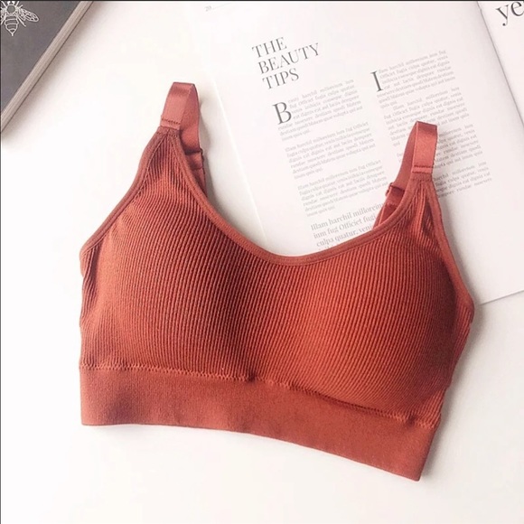 Padded Seamless Caramel Athletic Sports Bra Top - Picture 3 of 7